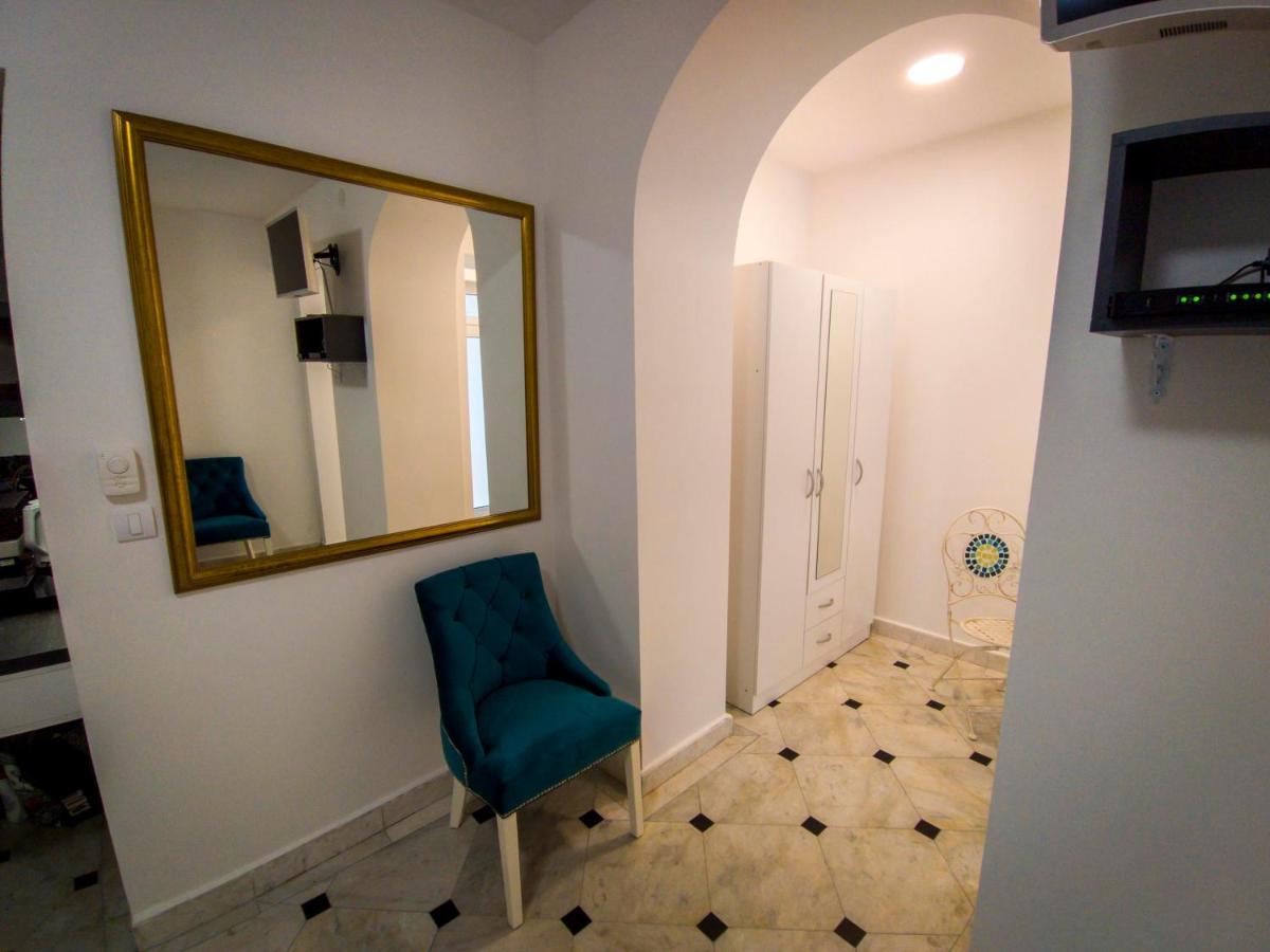 Apartment Alexander I