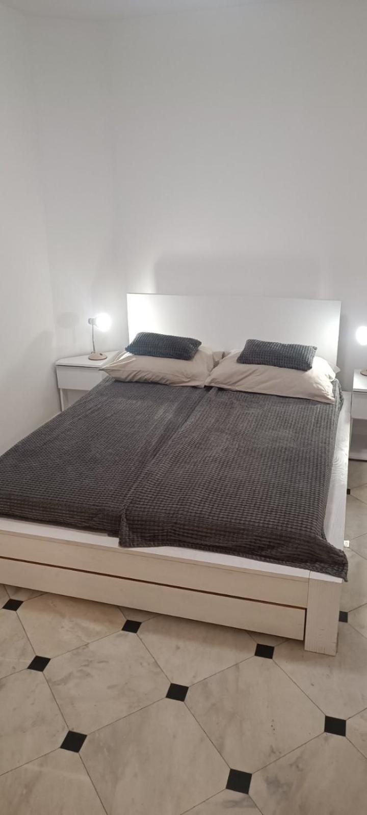 Apartment Alexander I